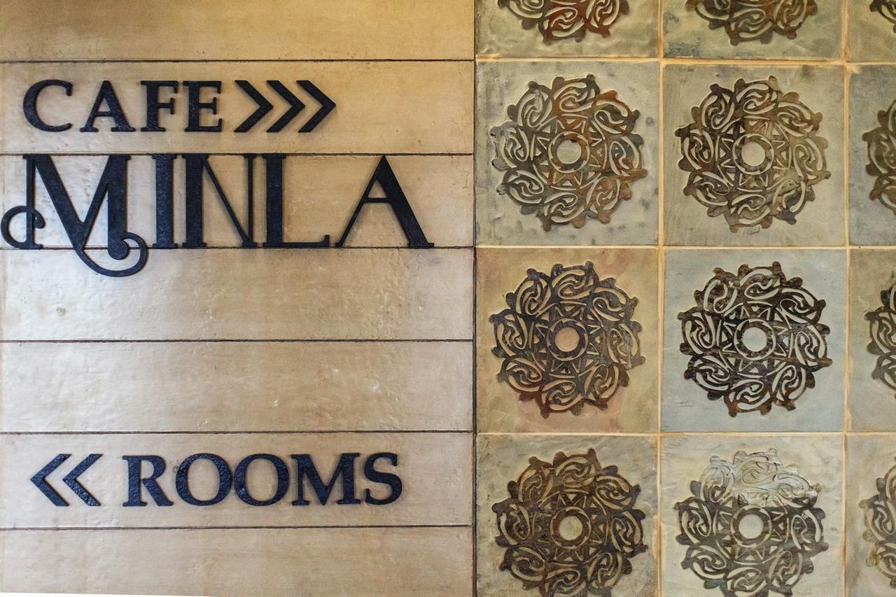 Minla Hotel Bangalore Bagian luar foto