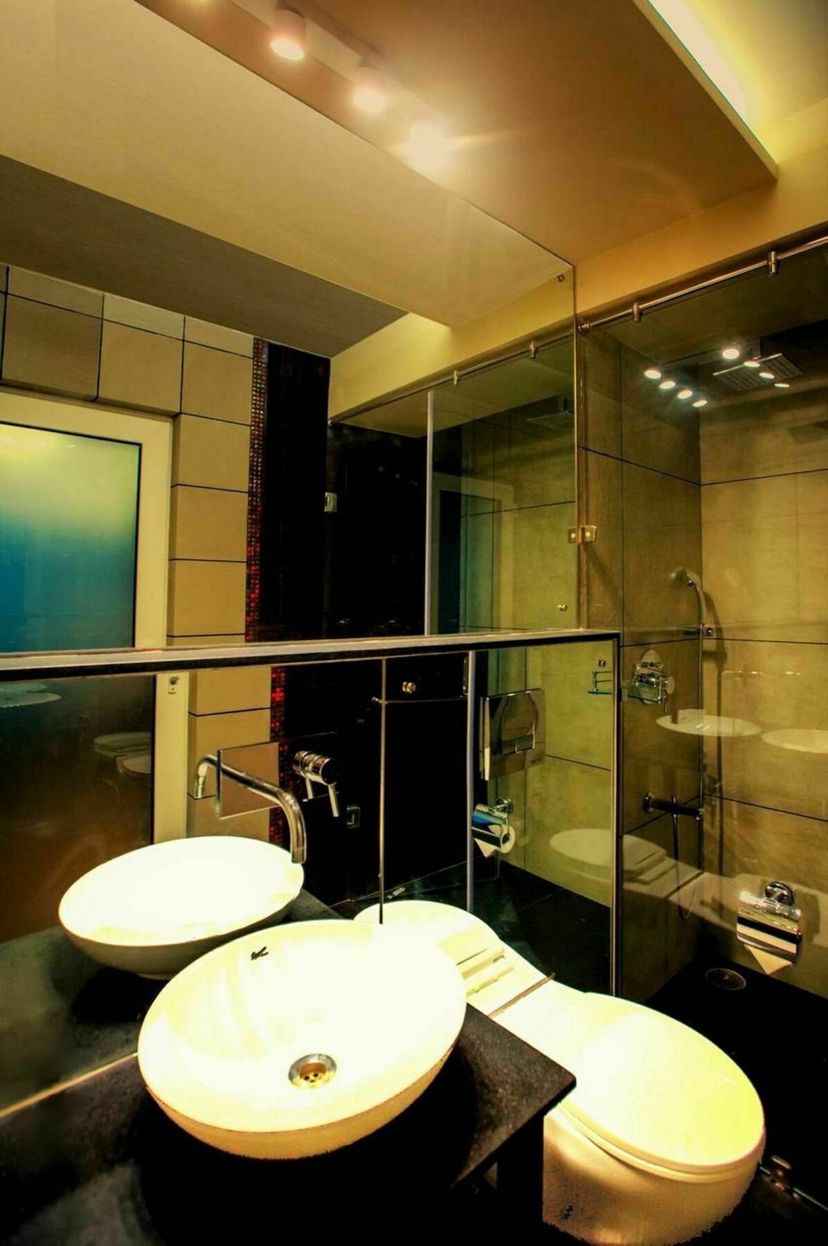 Minla Hotel Bangalore Bagian luar foto