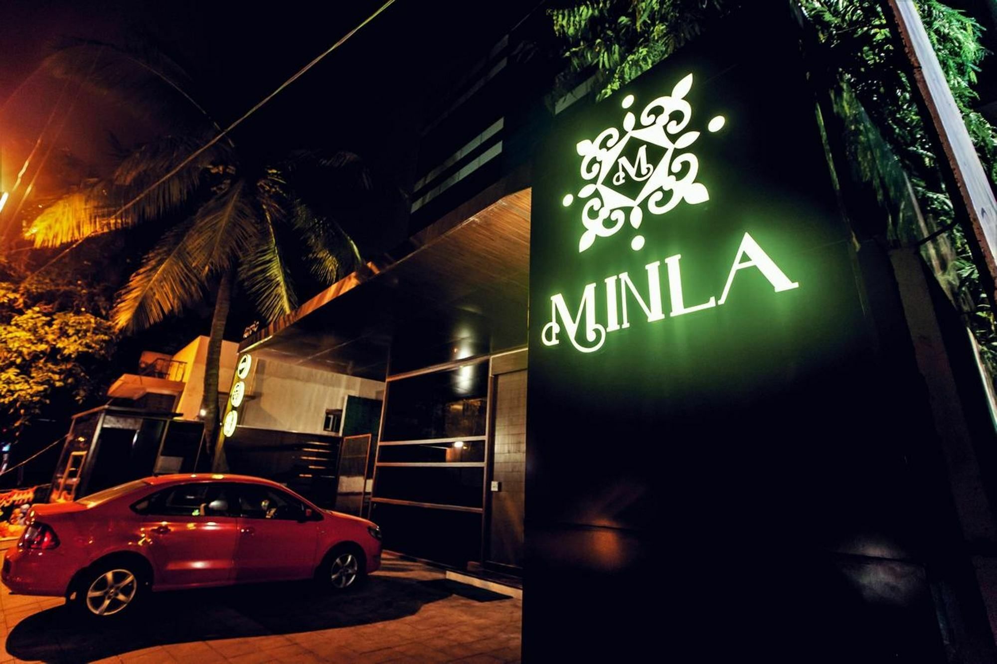 Minla Hotel Bangalore Bagian luar foto